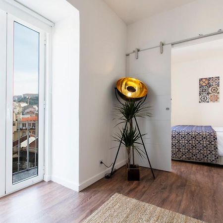 ליסבון Amazing Downtown Apt With Small Balcony With View Over The Castle מראה חיצוני תמונה