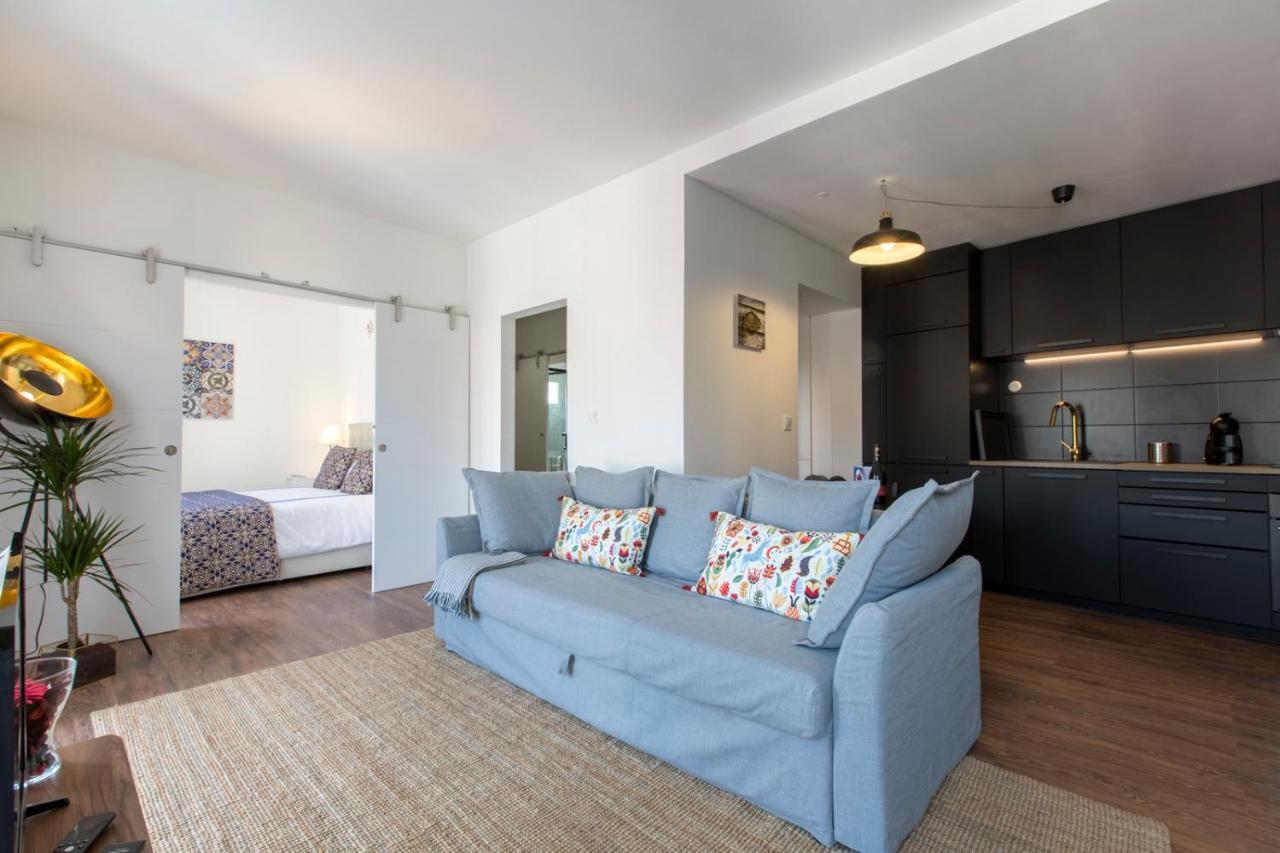 ליסבון Amazing Downtown Apt With Small Balcony With View Over The Castle מראה חיצוני תמונה