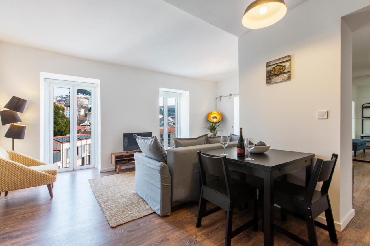 ליסבון Amazing Downtown Apt With Small Balcony With View Over The Castle מראה חיצוני תמונה