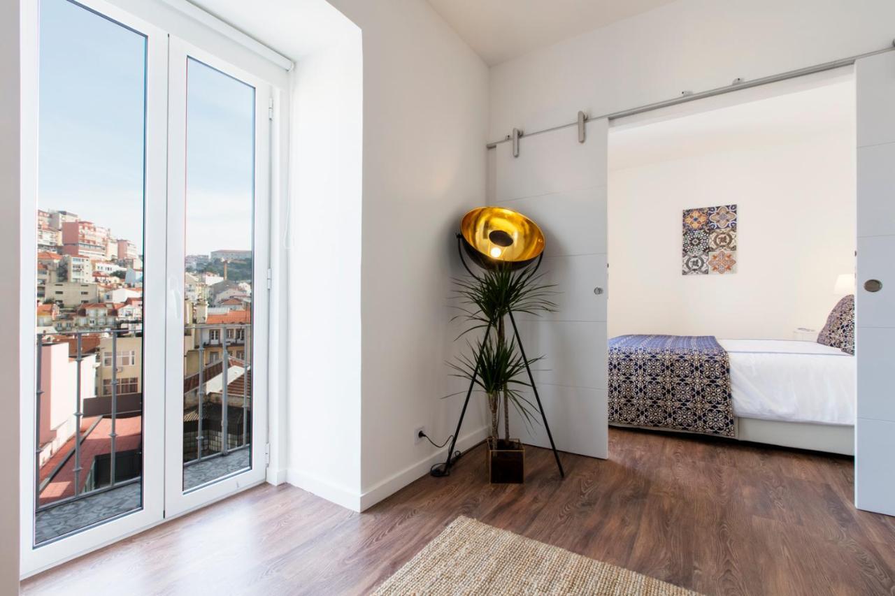 ליסבון Amazing Downtown Apt With Small Balcony With View Over The Castle מראה חיצוני תמונה