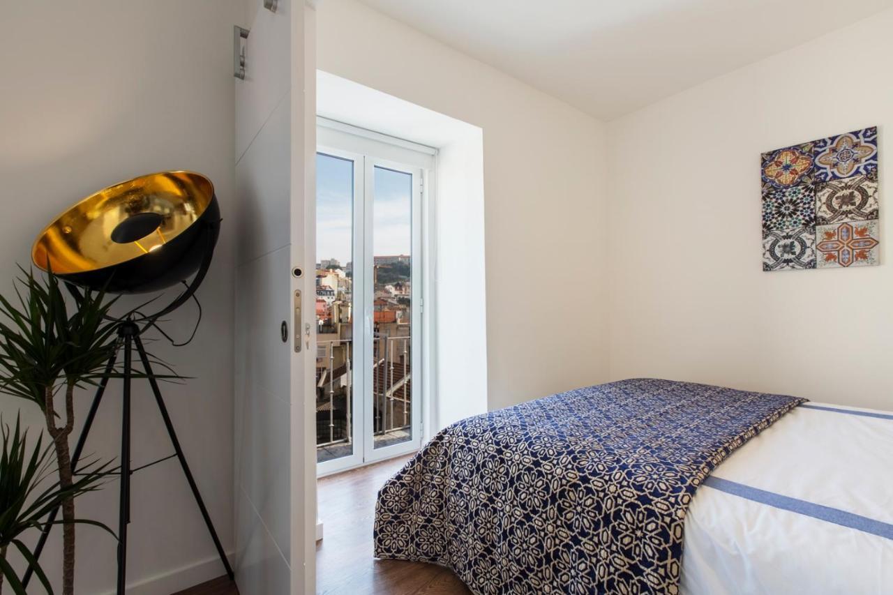 ליסבון Amazing Downtown Apt With Small Balcony With View Over The Castle מראה חיצוני תמונה