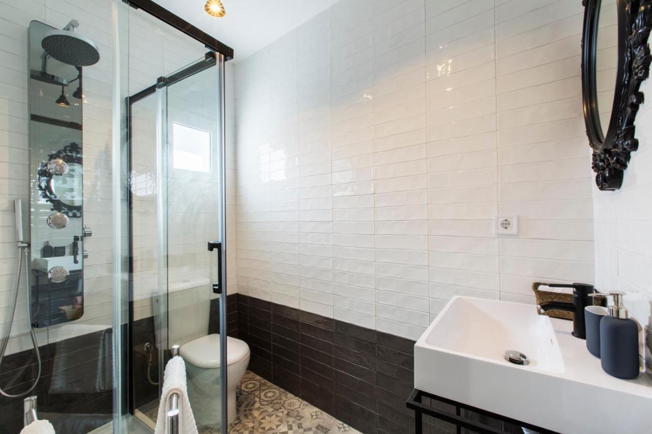 ליסבון Amazing Downtown Apt With Small Balcony With View Over The Castle מראה חיצוני תמונה